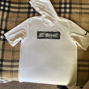 Nike hoodie, pull over, short sleeve,